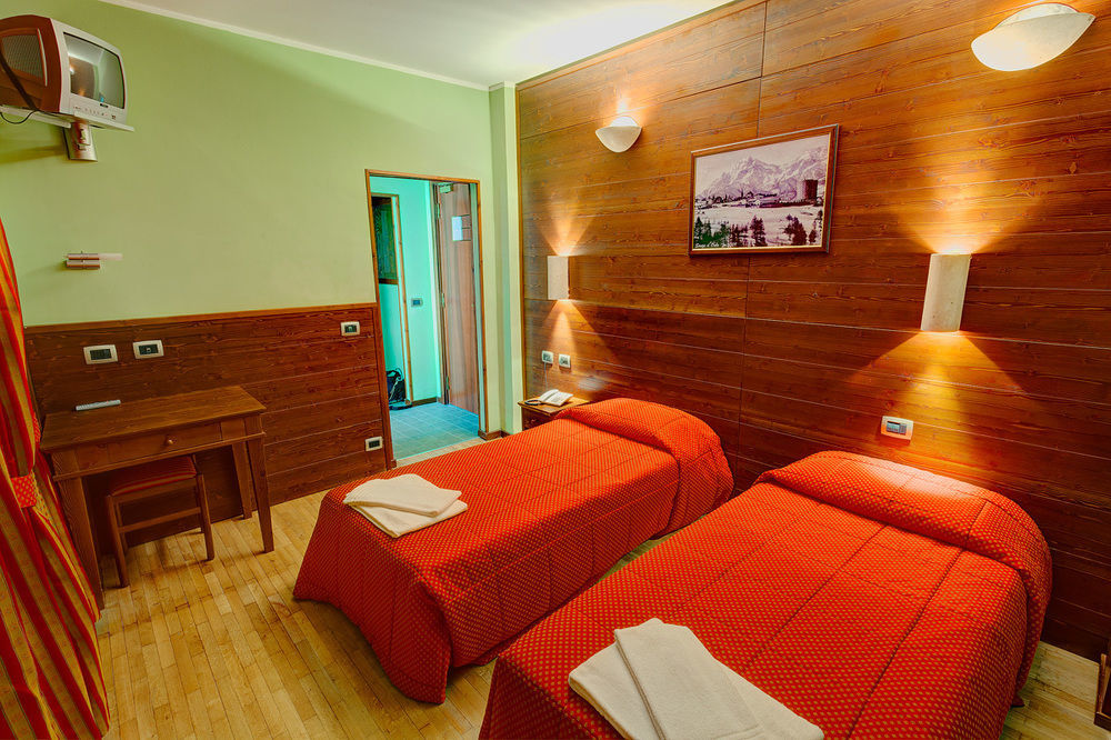 Hotel Miravalle Oulx Eksteriør bilde